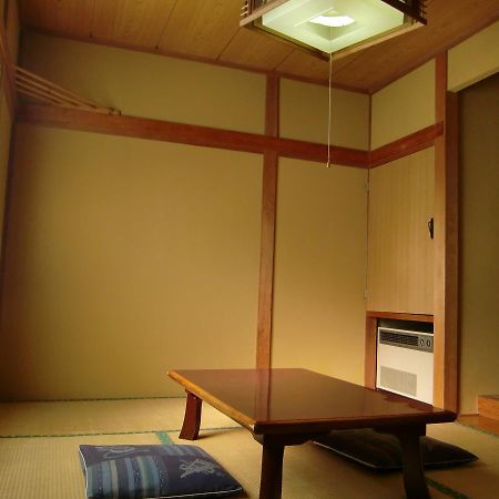Pension Bergland Kusatsu  Extérieur photo